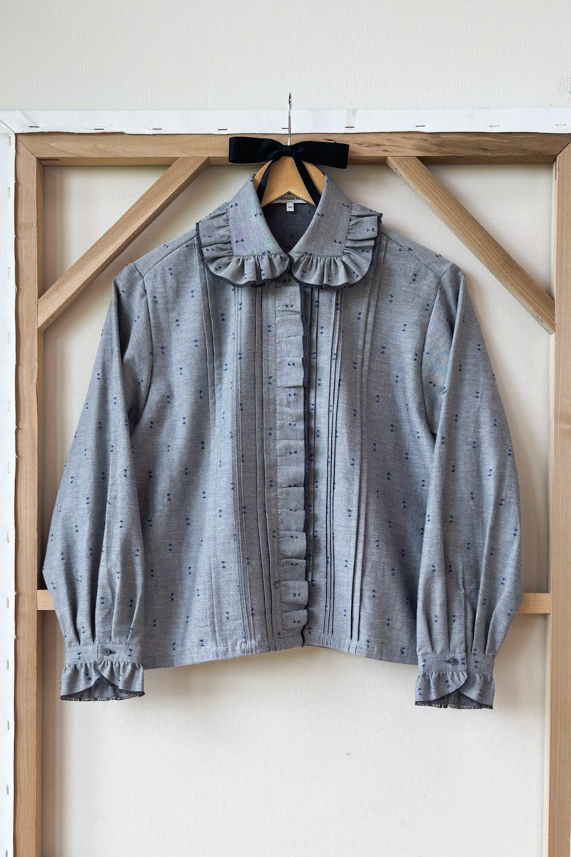 French Heirloom Shirt - Ash W/ Indigo Dots