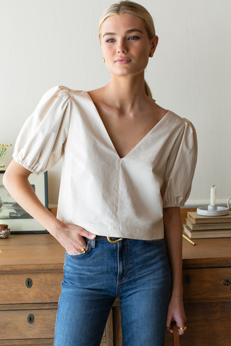 V Top - White Swan
