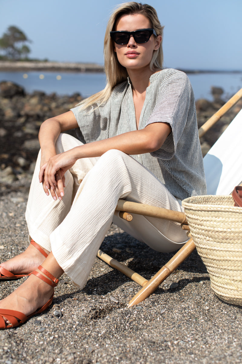 Artist Buttondown - Charcoal Stripe