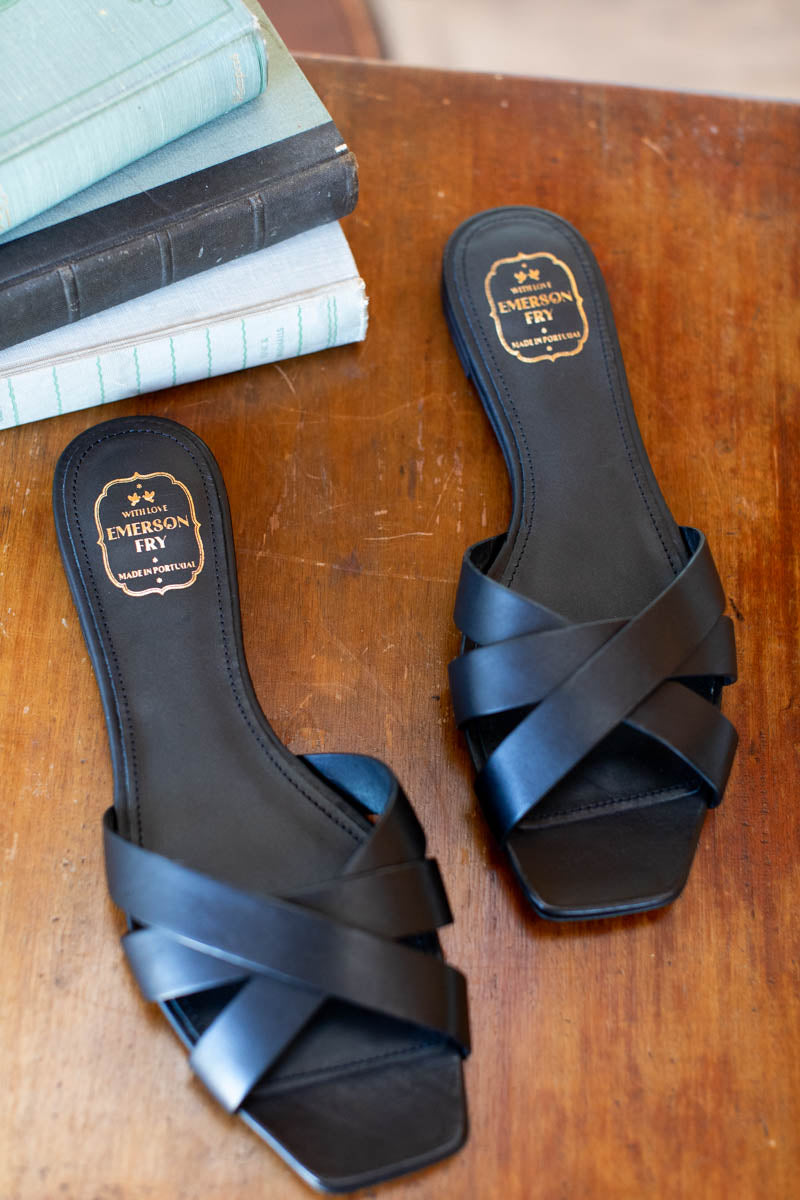 Fortuna Slide - Black Leather