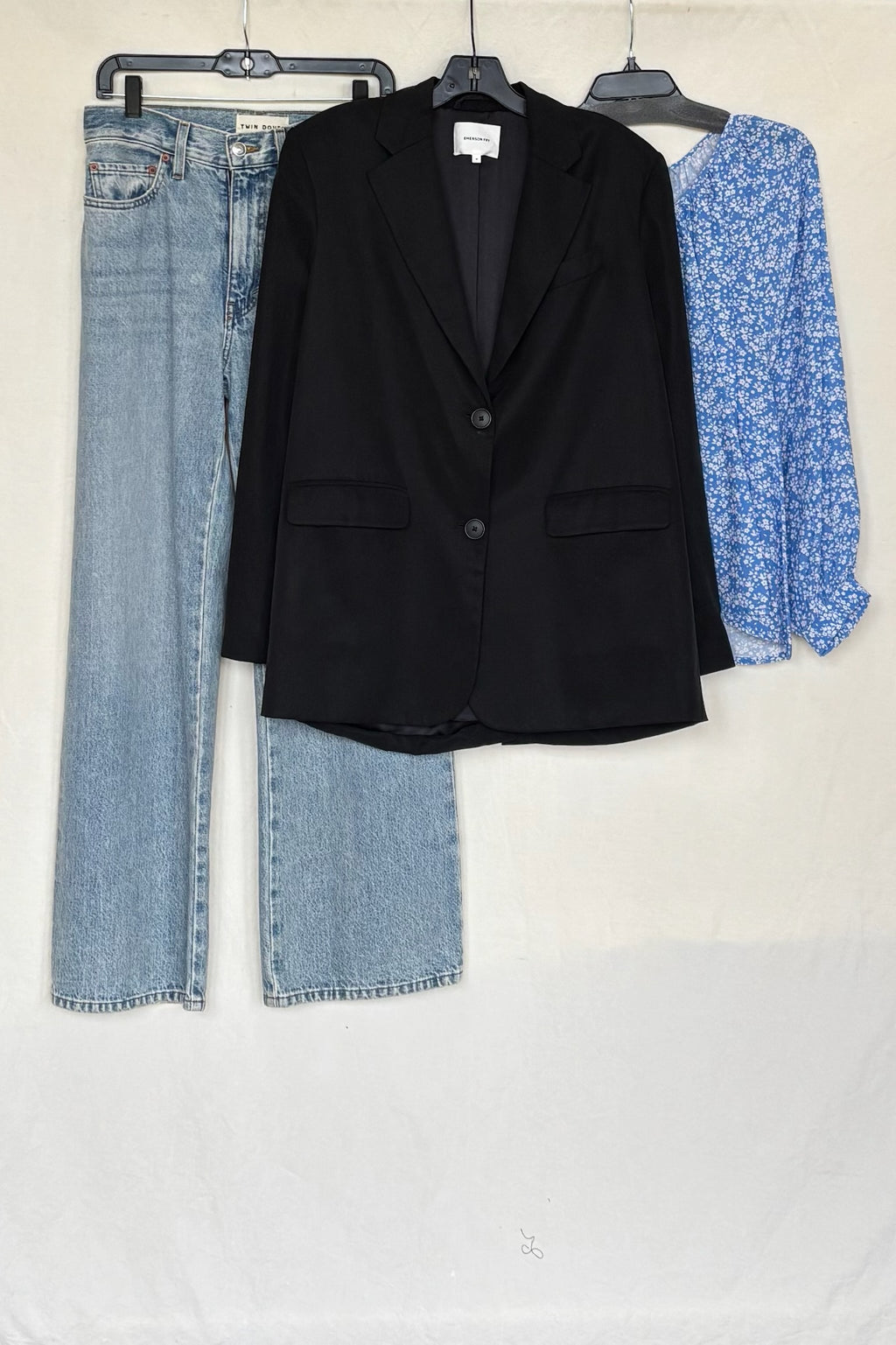 1343 Sample Pack - $210 - Size M