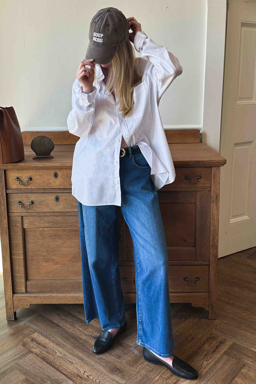 Super Wide Leg - Medium Light Wash