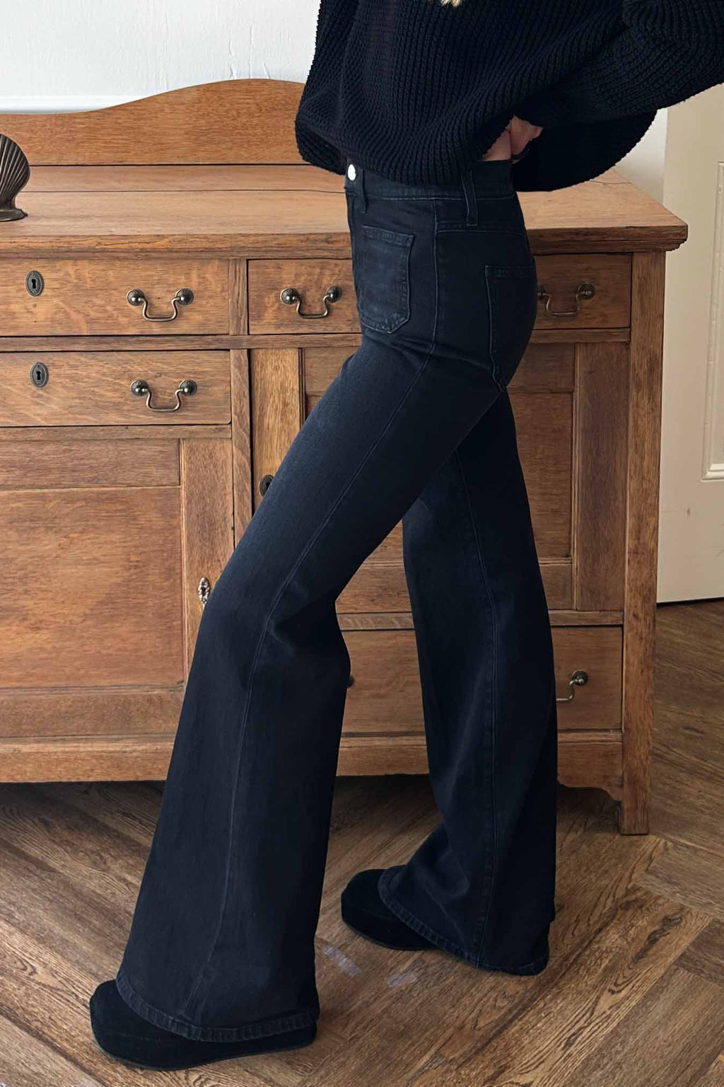 Treasure Bell - Onyx Wash