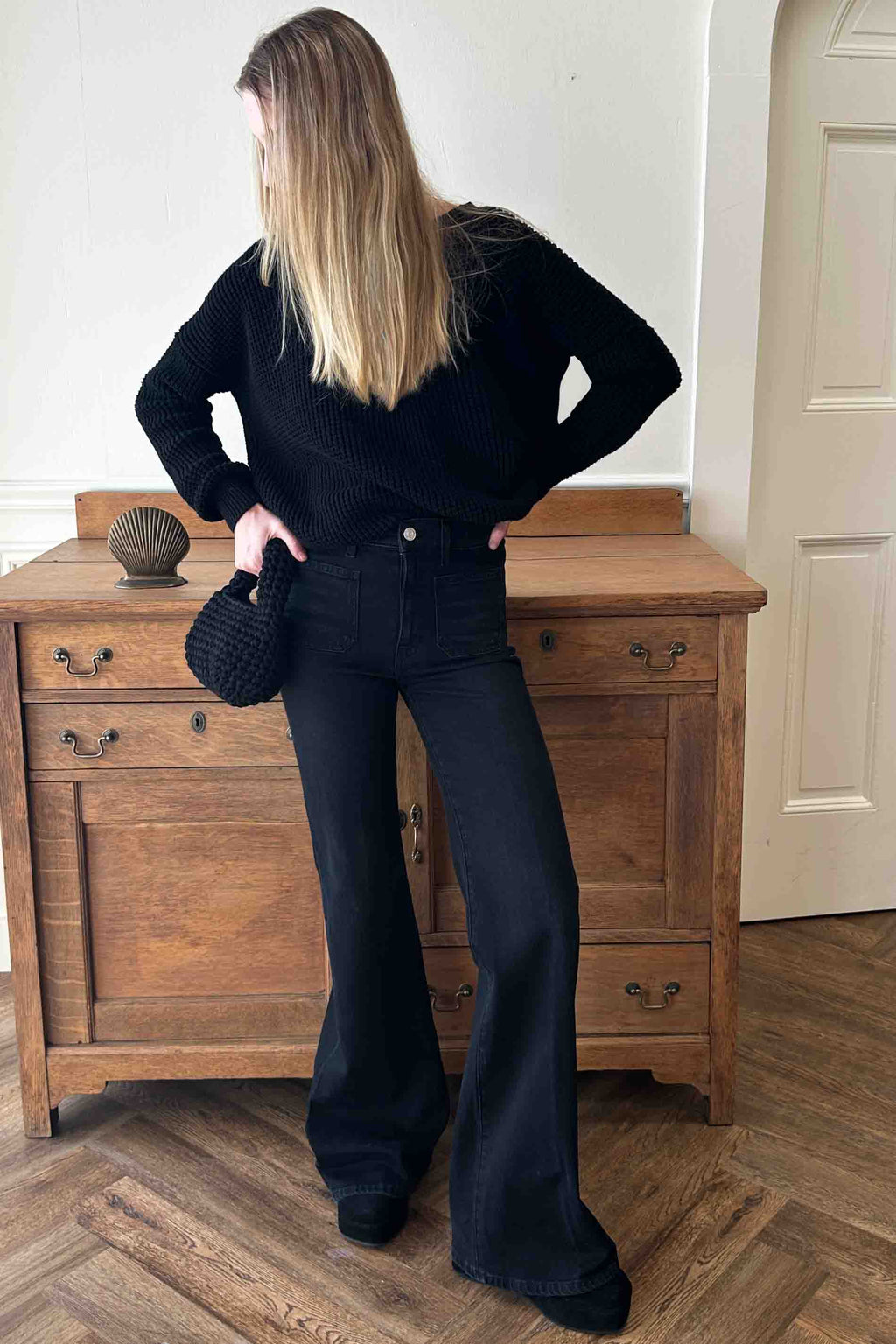 Treasure Bell - Onyx Wash