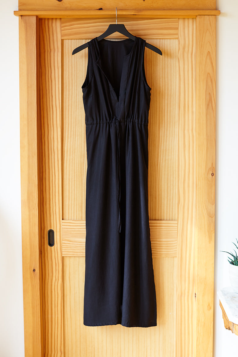 Grecian Keyhole Dress - Black Tencel